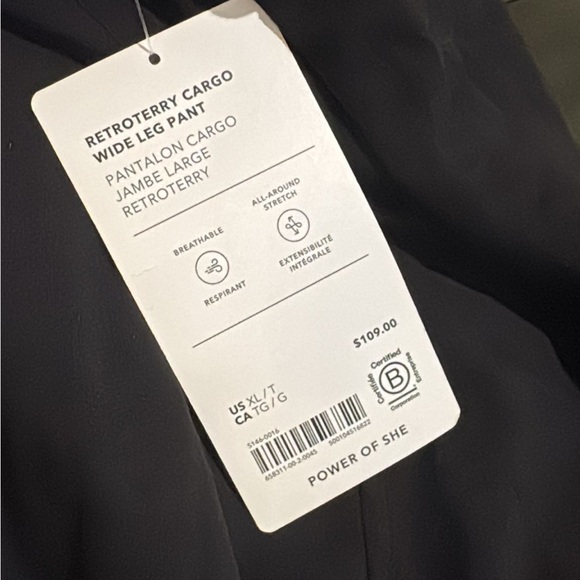 Athleta Retroterry Wide Leg Cargo Pant // Black - Picture 16 of 16